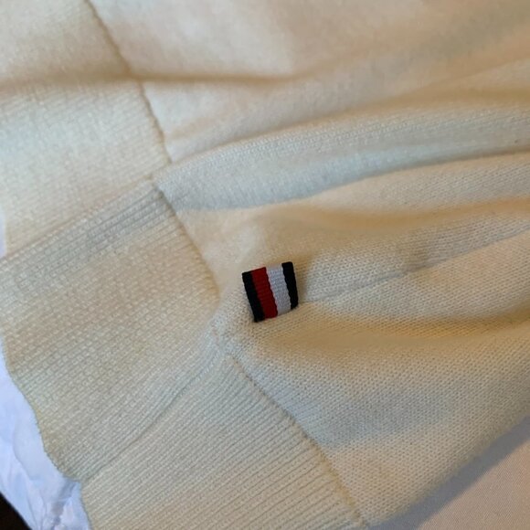 Tommy Hilfiger Sweater Size Medium Cream & Geometric Design Pullover - Picture 12 of 12